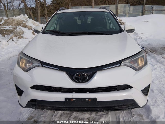 2018 Toyota Rav4 Le მანქანა იყიდება აუქციონზე, vin: 2T3ZFREV3JW419939, აუქციონის ნომერი: 12552054