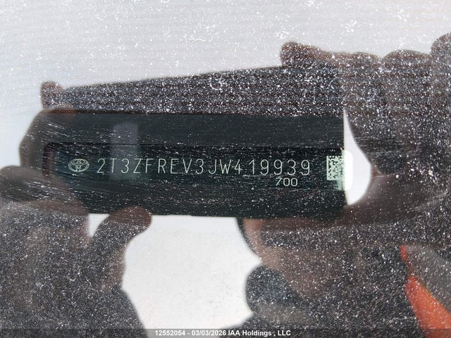 2018 Toyota Rav4 Le მანქანა იყიდება აუქციონზე, vin: 2T3ZFREV3JW419939, აუქციონის ნომერი: 12552054