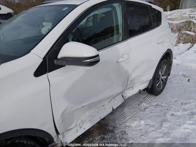 2018 Toyota Rav4 Le მანქანა იყიდება აუქციონზე, vin: 2T3ZFREV3JW419939, აუქციონის ნომერი: 12552054
