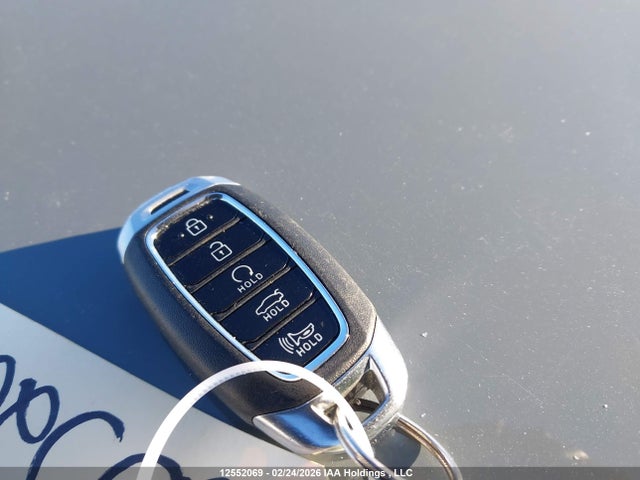 KMHLM4AG6MU170569 Hyundai Elantra Preferred Ivt
