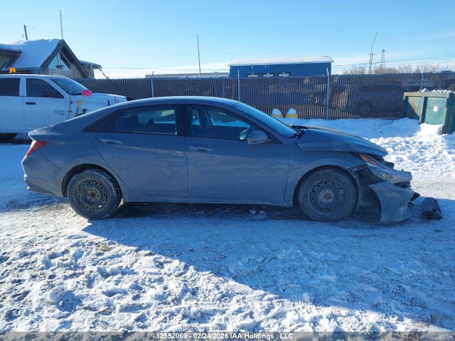 KMHLM4AG6MU170569 Hyundai Elantra Preferred Ivt