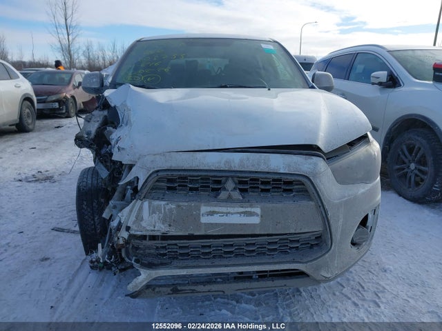 2014 Mitsubishi Rvr Se მანქანა იყიდება აუქციონზე, vin: 4A4AH3AU6EE603733, აუქციონის ნომერი: 12552096