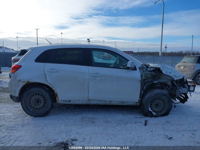 2014 Mitsubishi Rvr Se მანქანა იყიდება აუქციონზე, vin: 4A4AH3AU6EE603733, აუქციონის ნომერი: 12552096