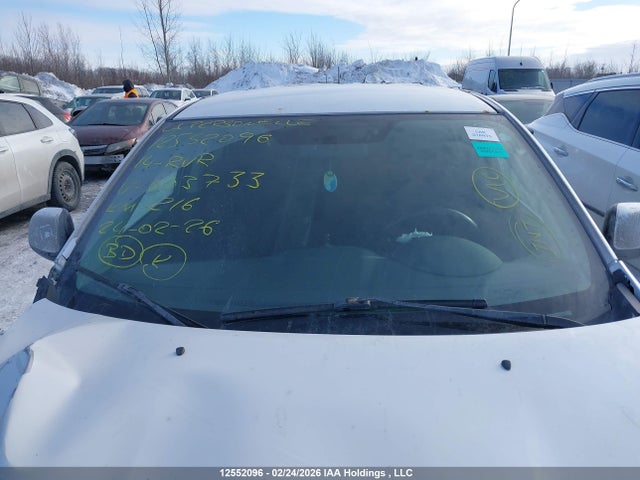 2014 Mitsubishi Rvr Se მანქანა იყიდება აუქციონზე, vin: 4A4AH3AU6EE603733, აუქციონის ნომერი: 12552096