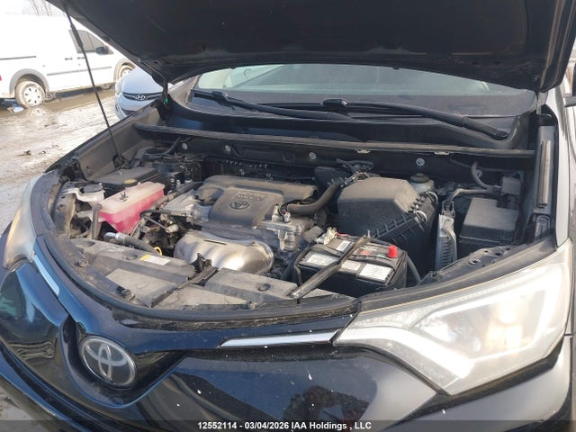 Toyota Rav4 Xle 2017 2T3RFREVXHW605066 Image 10