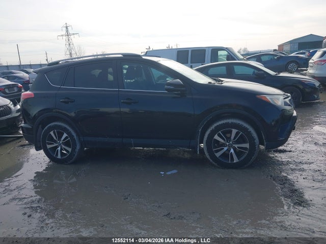 Toyota Rav4 Xle 2017 2T3RFREVXHW605066 Image 13