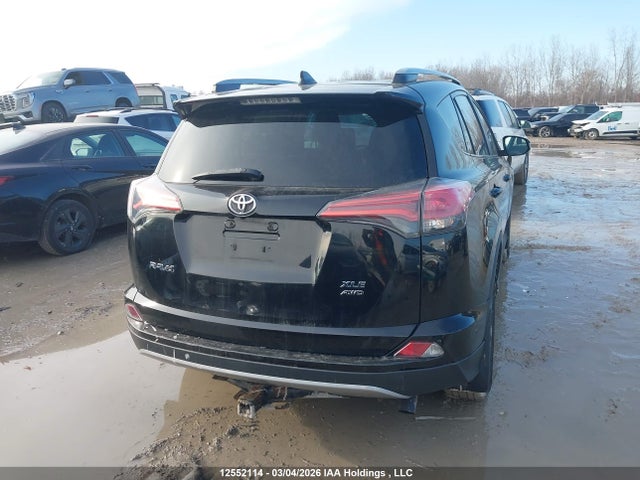 Toyota Rav4 Xle 2017 2T3RFREVXHW605066 Image 16