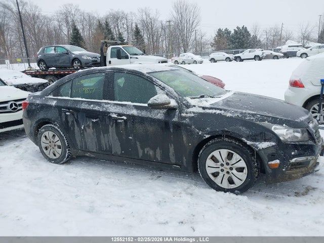 1G1PE5SB3G7109557 Chevrolet Cruze