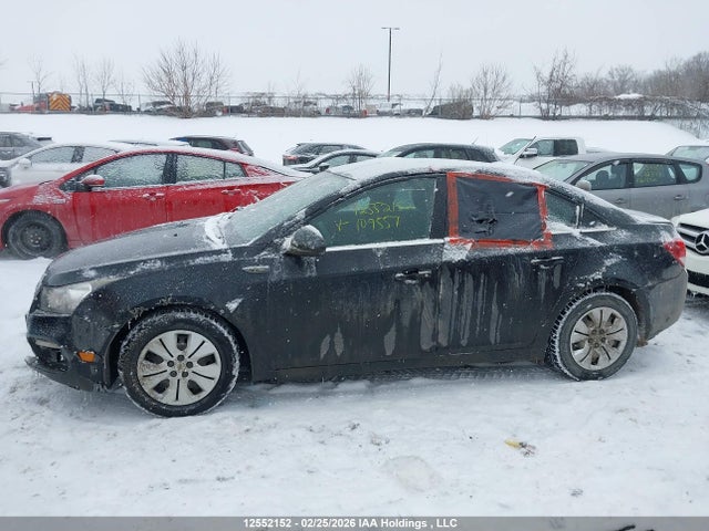 1G1PE5SB3G7109557 Chevrolet Cruze