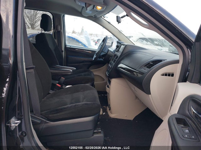 12552155 :رقم المزاد ، 2C4RDGBG8GR330810 vin ، 2016 Dodge Grand Caravan مزاد بيع