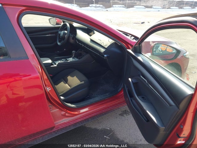 3MZBPAB77KM113302 Mazda 3