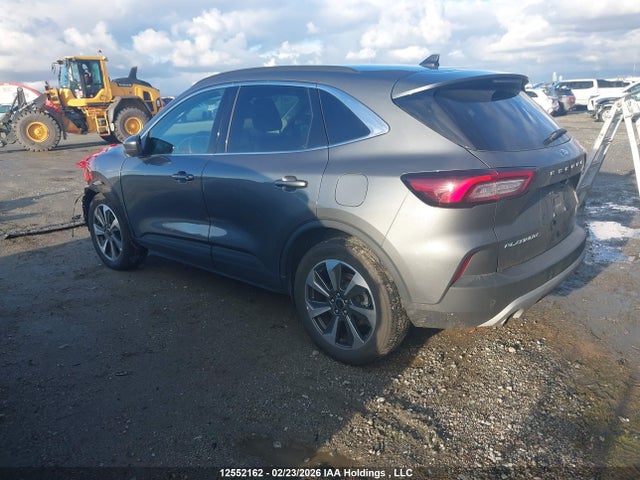 1FMCU9JA7SUA73015 Ford Escape Platinum