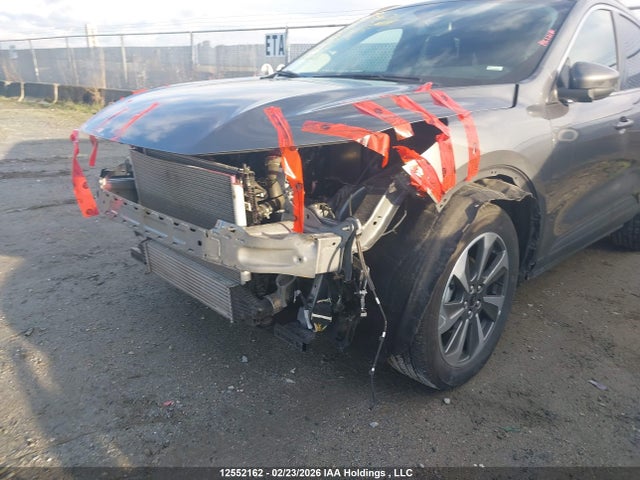 1FMCU9JA7SUA73015 Ford Escape Platinum