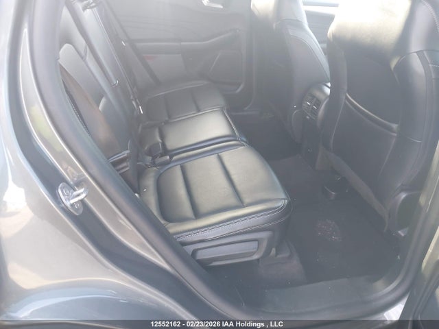 1FMCU9JA7SUA73015 Ford Escape Platinum