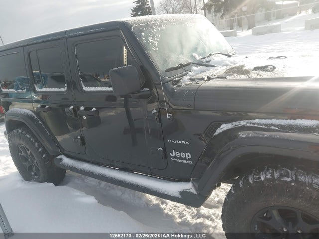1C4HJXEG2KW674374 Jeep Wrangler Unlimited Sahara