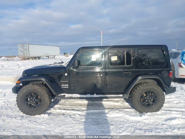 1C4HJXEG2KW674374 Jeep Wrangler Unlimited Sahara