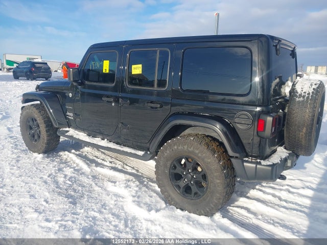 1C4HJXEG2KW674374 Jeep Wrangler Unlimited Sahara