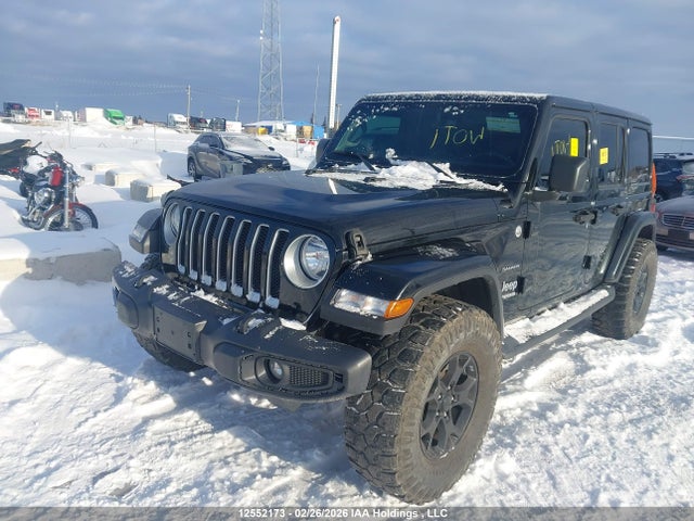 1C4HJXEG2KW674374 Jeep Wrangler Unlimited Sahara