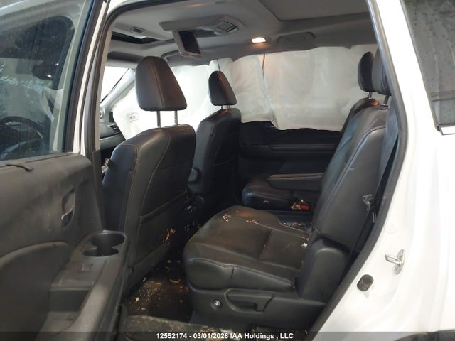 Продажа на аукционе авто 2016 Honda Pilot Touring, vin: 5FNYF6H90GB507807, номер лота: 12552174