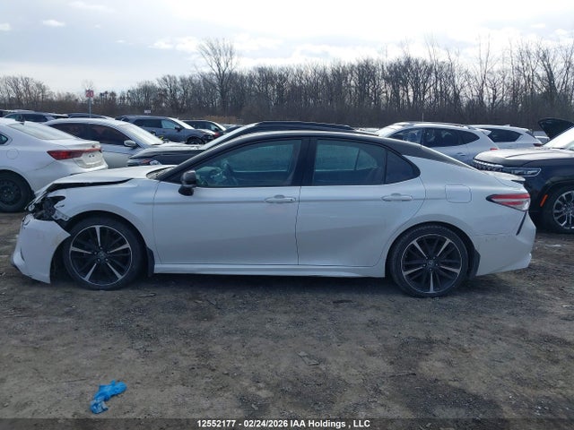 4T1B61HK9JU016304 Toyota CAMRY XSE