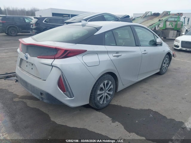 12552186 :رقم المزاد ، JTDKARFP9L3120560 vin ، 2020 Toyota Prius Prime Upgrade مزاد بيع
