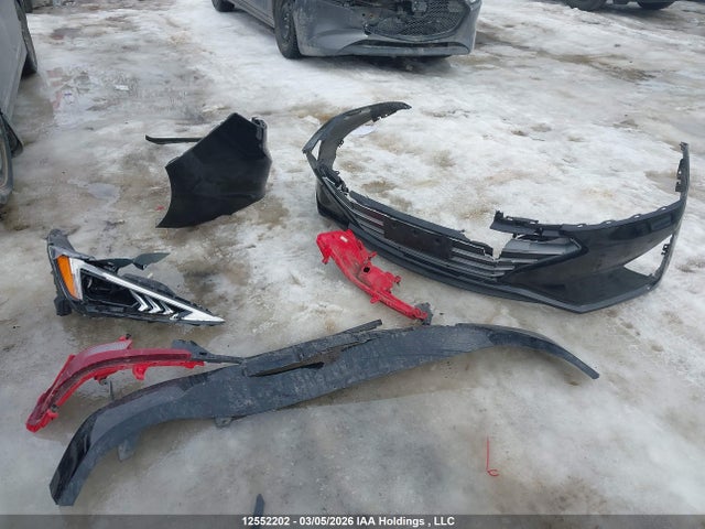 KMHD84LF8LU054527 Hyundai Elantra Preferred With Sun And Safety Package Auto Ivt