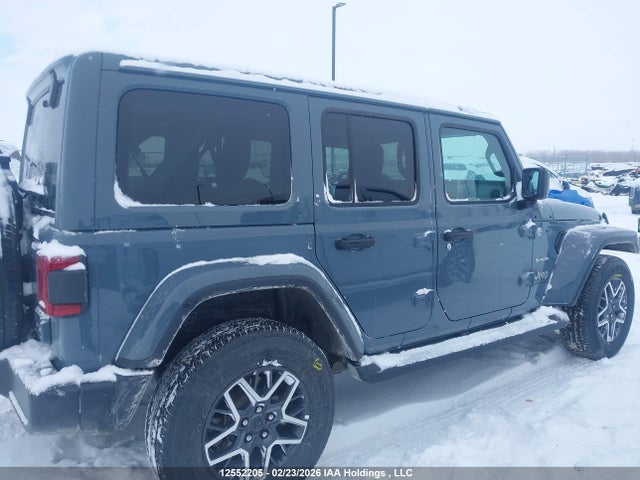 1C4PJXEG4RW334858 Jeep Wrangler Sahara