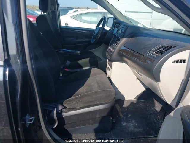 2C4RDGBG1FR592991 Dodge Grand Caravan Se/sxt