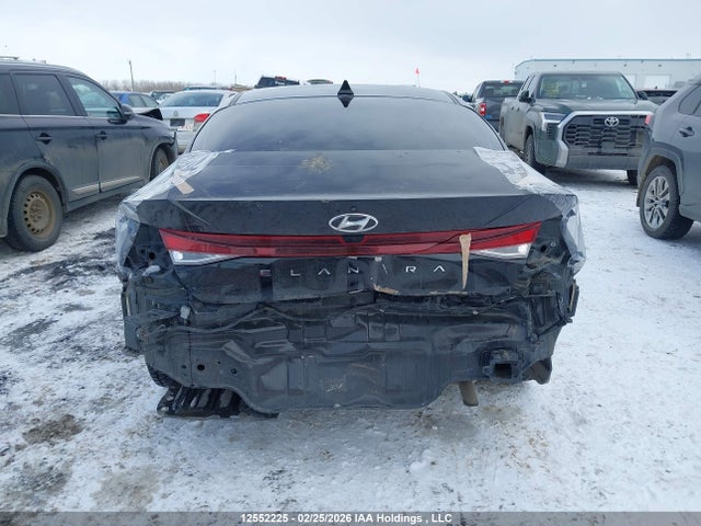 KMHLM4AG9NU311197 Hyundai Elantra Preferred Ivt