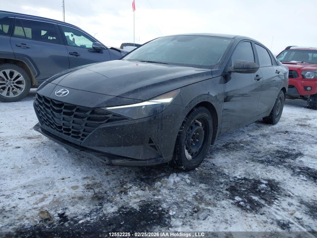 KMHLM4AG9NU311197 Hyundai Elantra Preferred Ivt