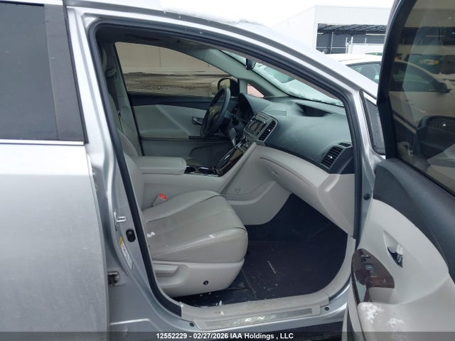 12552229 :رقم المزاد ، 4T3BK3BBXBU050843 vin ، 2011 Toyota Venza Base V6 مزاد بيع