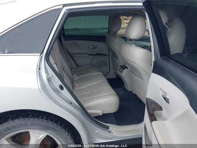 12552229 :رقم المزاد ، 4T3BK3BBXBU050843 vin ، 2011 Toyota Venza Base V6 مزاد بيع