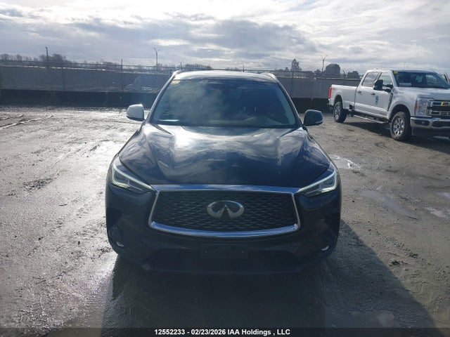 3PCAJ5M37KF118862 Infiniti Qx50 Essential/pure