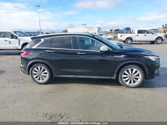 3PCAJ5M37KF118862 Infiniti Qx50 Essential/pure