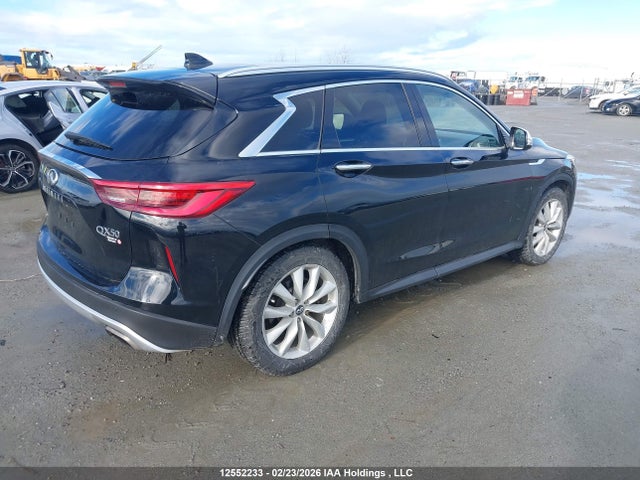 3PCAJ5M37KF118862 Infiniti Qx50 Essential/pure
