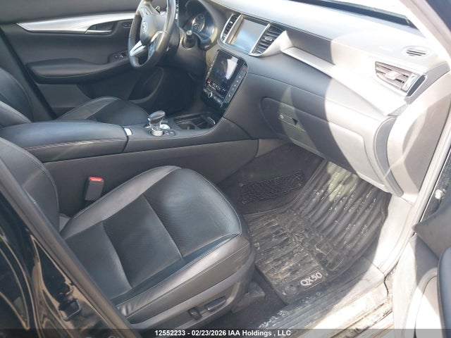3PCAJ5M37KF118862 Infiniti Qx50 Essential/pure
