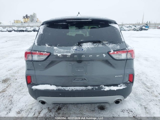 12552254 :رقم المزاد ، 1FMCU9F60NUA51883 vin ، 2022 Ford Escape S مزاد بيع