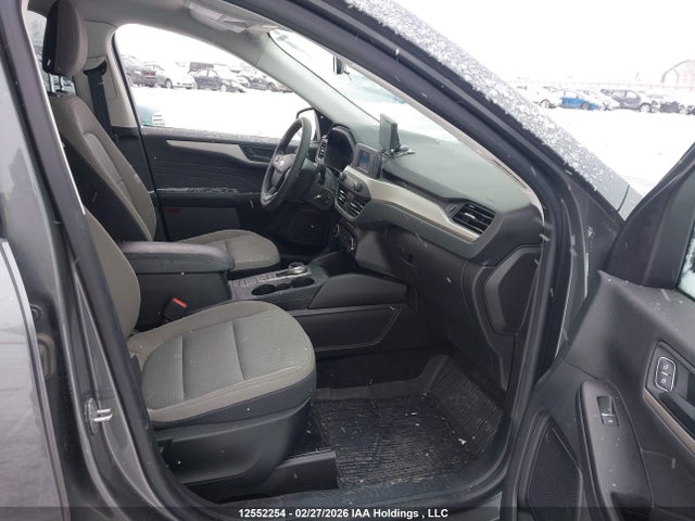 12552254 :رقم المزاد ، 1FMCU9F60NUA51883 vin ، 2022 Ford Escape S مزاد بيع