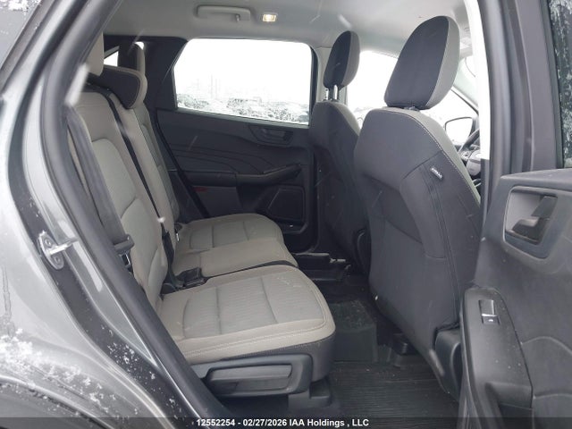 12552254 :رقم المزاد ، 1FMCU9F60NUA51883 vin ، 2022 Ford Escape S مزاد بيع