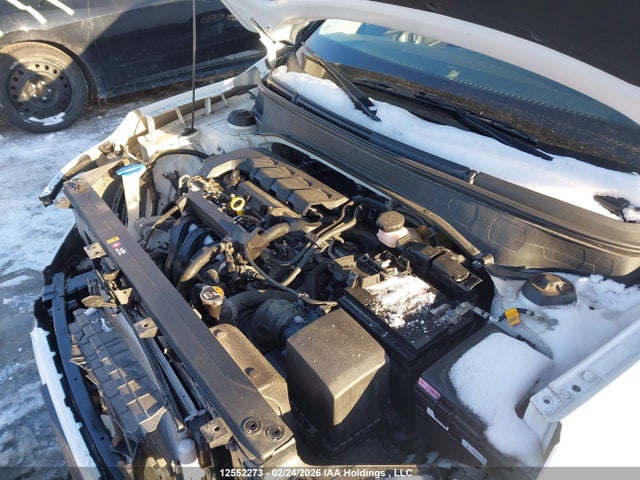 KMHRC8A32SU344202 Hyundai Venue