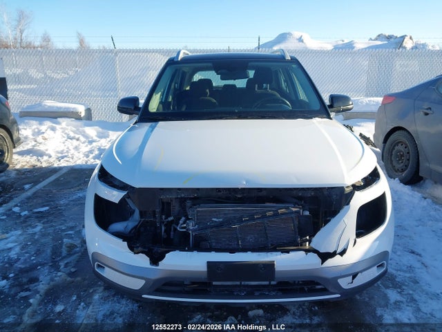 KMHRC8A32SU344202 Hyundai Venue