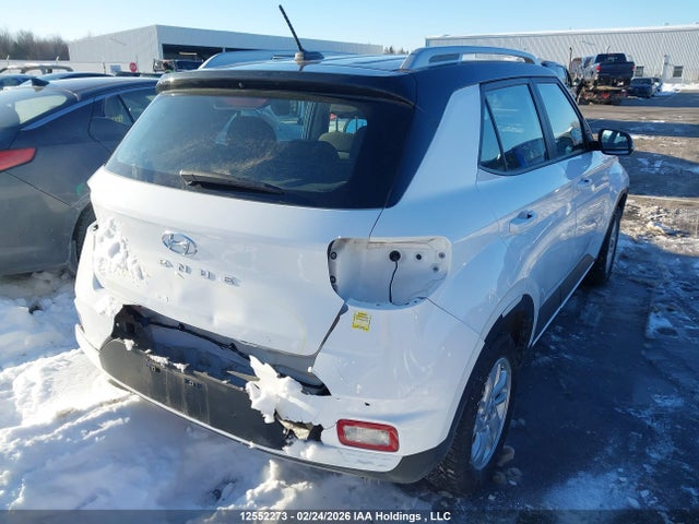 KMHRC8A32SU344202 Hyundai Venue