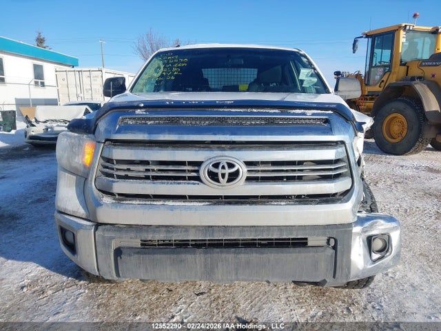 5TFDY5F16HX662580 Toyota Tundra Crewmax Sr5/trd Pro