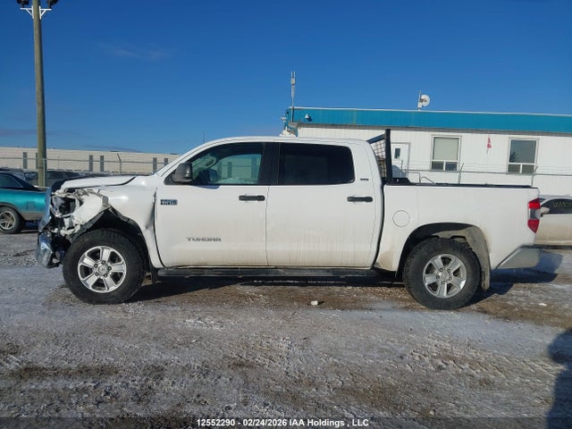 5TFDY5F16HX662580 Toyota Tundra Crewmax Sr5/trd Pro
