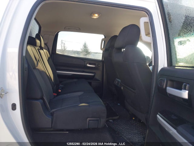 5TFDY5F16HX662580 Toyota Tundra Crewmax Sr5/trd Pro