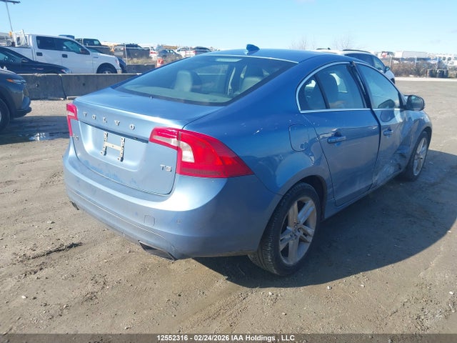 YV140MFC3F2317109 Volvo S60 Premier+