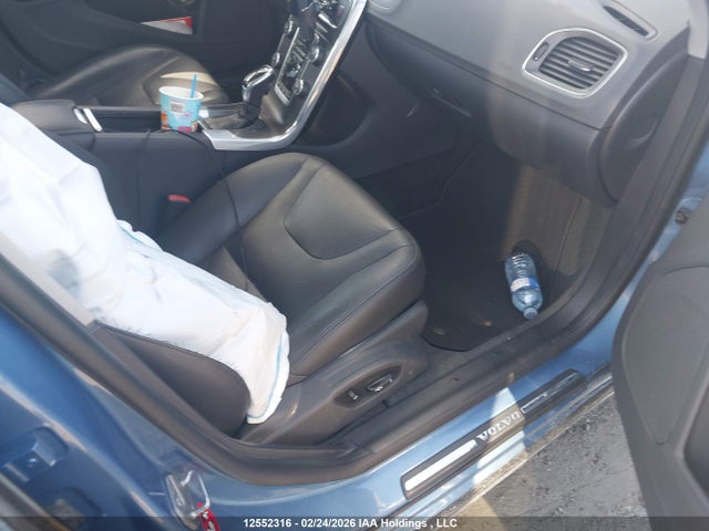 YV140MFC3F2317109 Volvo S60 Premier+
