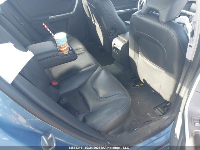 YV140MFC3F2317109 Volvo S60 Premier+