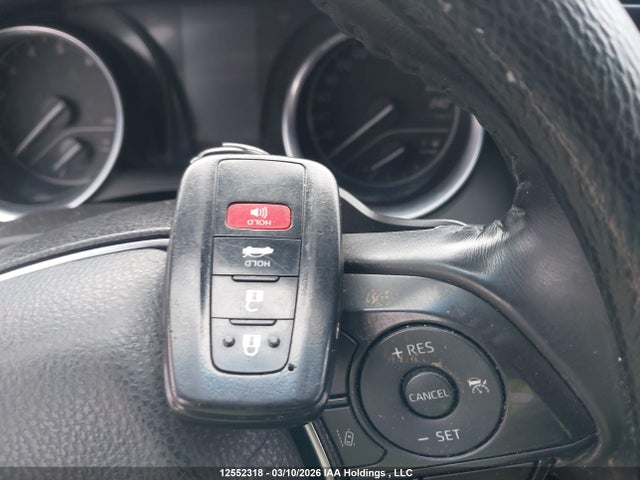 4T1B11HK0JU047715 Toyota Camry L/le/xle/se/xse