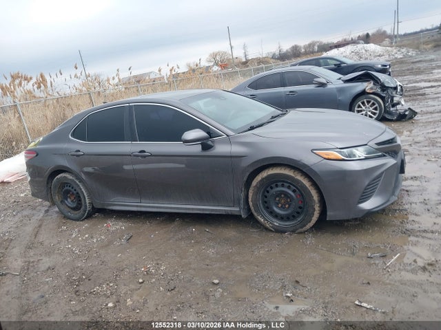 4T1B11HK0JU047715 Toyota Camry L/le/xle/se/xse